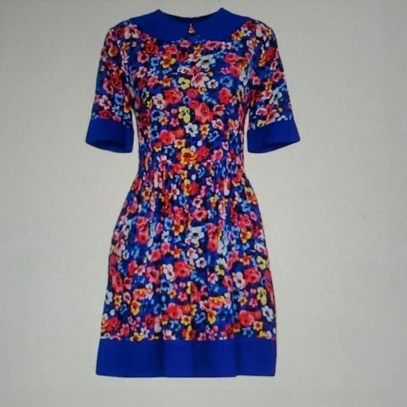 LOVE MOSCHINO ALLOVER PRINT - Picture 1 of 4